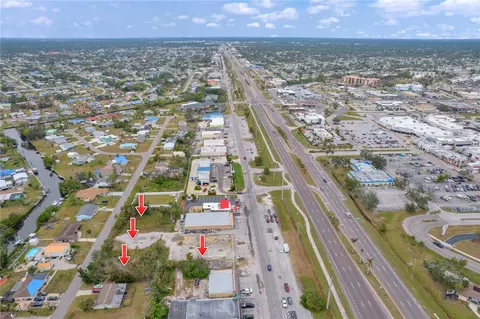 3325 Tamiami Trl, Port Charlotte, FL 33952