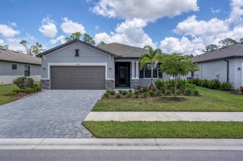 15912 Honeysuckle St, Port Charlotte, FL 33953