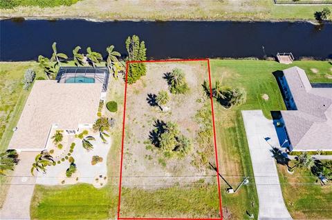 23 Tournament Rd, Rotonda West, FL 33947