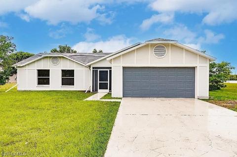 704 SW 3rd Ter, Cape Coral, FL 33991