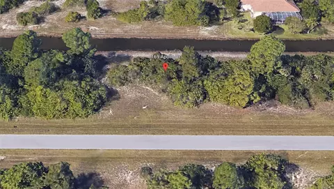 169 Apollo Dr, Rotonda West, FL 33947