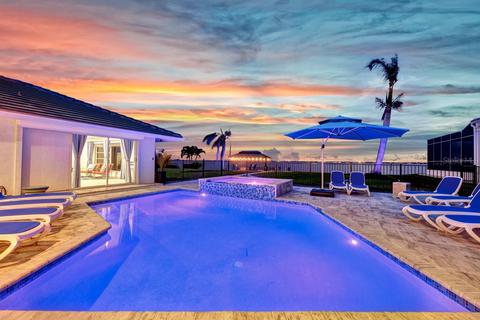 3317 SE 22nd Pl, Cape Coral, FL 33904