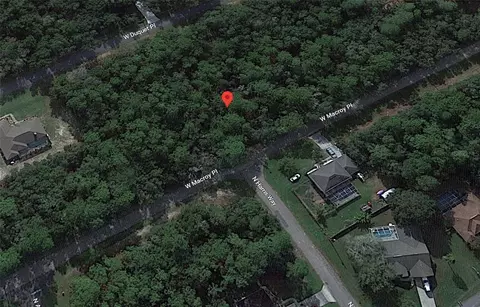 612 W Macroy Pl, Citrus Springs, FL 34434