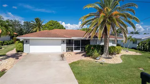 2211 Palm Tree Dr, Punta Gorda, FL 33950
