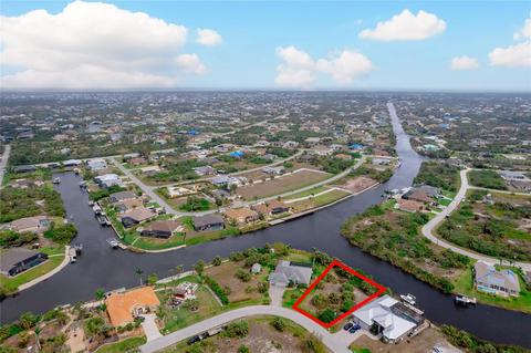 9952 Winnipeg St, Port Charlotte, FL 33981