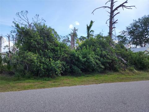 5576 Anderson Rd, Port Charlotte, FL 33981