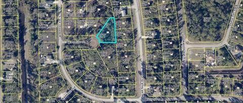907 Wabasso Pl, Lehigh Acres, FL 33974