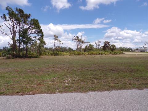 133 Brig Cir E, Placida, FL 33946
