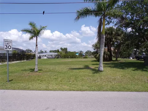 2830 Larkspur Dr, Punta Gorda, FL 33950