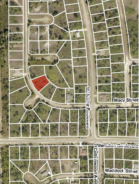 561 Wabasso Ave S, Lehigh Acres, FL 33974