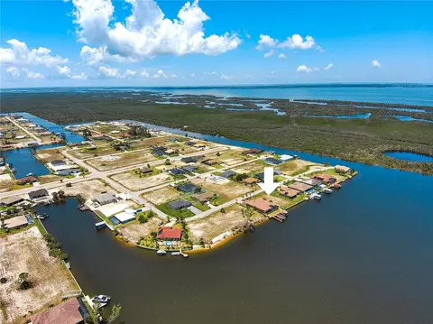 4619 NW 32nd Ter, Cape Coral, FL 33993
