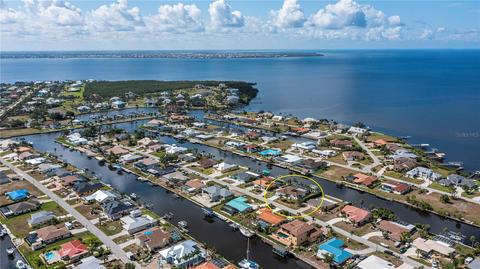 117 Sinclair St SE, Port Charlotte, FL 33952