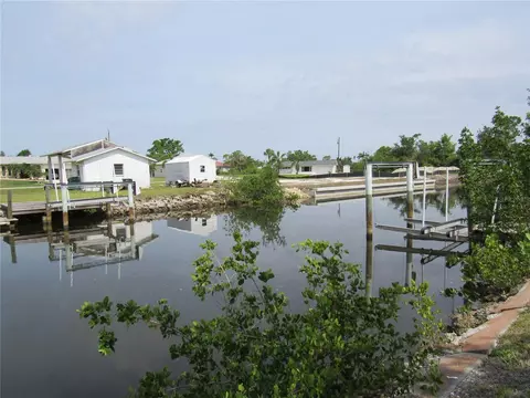 3025 Chapman Blvd, Punta Gorda, FL 33950