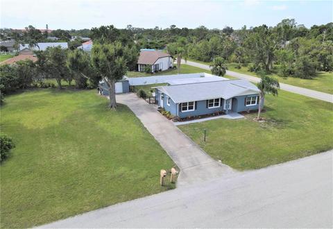 979 Silver Springs Ter NW, Port Charlotte, FL 33948