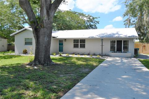 2941 Northland Rd, Mount Dora, FL 32757