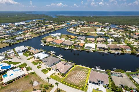 1335 Osprey Dr, Punta Gorda, FL 33950