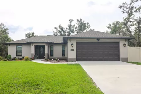 1056 Cazenovia St, Port Charlotte, FL 33952