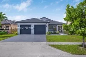 8830 NW 150 St, Miami Lakes, FL 33018