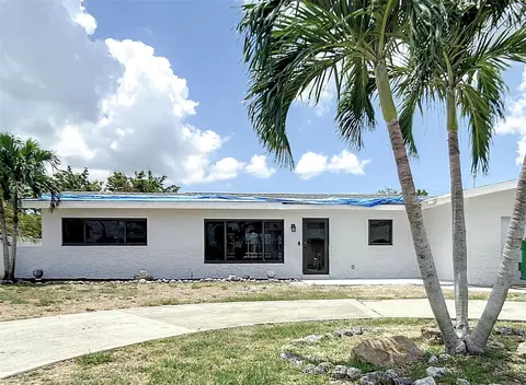 740 Tower Dr, Cape Coral, FL 33904