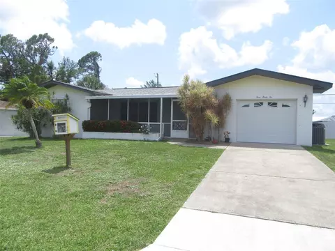 332 Reading St NW, Port Charlotte, FL 33952