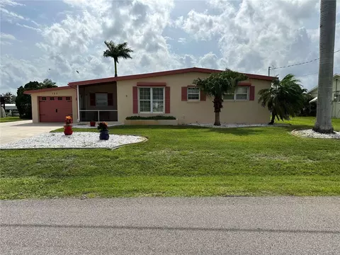 152 Salem Ave NW, Port Charlotte, FL 33952