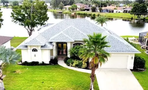 462 Strasburg Dr, Port Charlotte, FL 33954