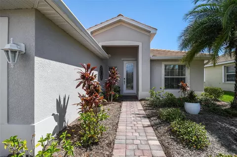 5540 Grand Cypress Blvd, North Port, FL 34287