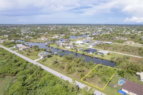 9351 Athel Dr, Port Charlotte, FL 33981