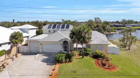 2626 Lake View Blvd, Port Charlotte, FL 33948