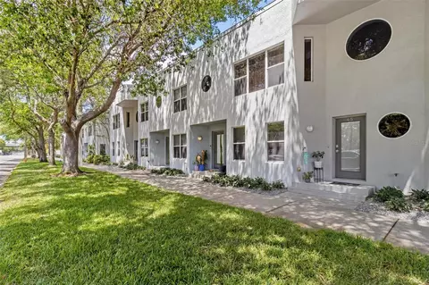 49 16th St S, Saint Petersburg, FL 33705
