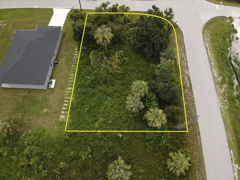 18491 Jefferson Ave, Port Charlotte, FL 33954