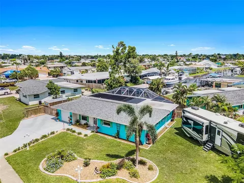 1740 Inlet Dr, North Fort Myers, FL 33903
