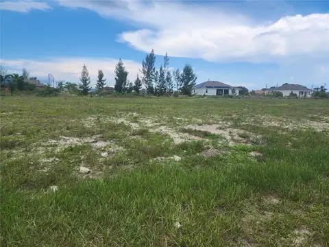 2034 NW 17th Ave, Cape Coral, FL 33993