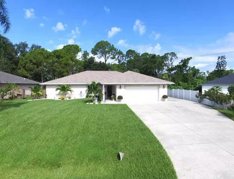 1773 Oketo St, North Port, FL 34286