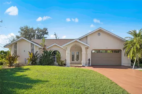 18629 Briggs Cir, Port Charlotte, FL 33948