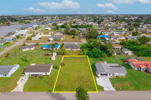 913 Great Falls Ter NW, Port Charlotte, FL 33948