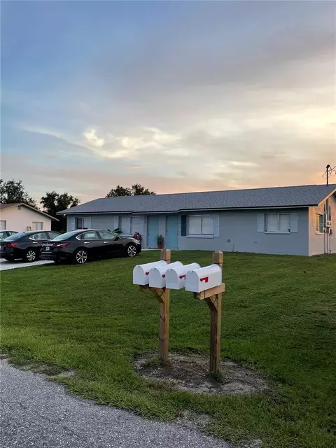 132-138 Gordon Ave S, Lehigh Acres, FL 33973