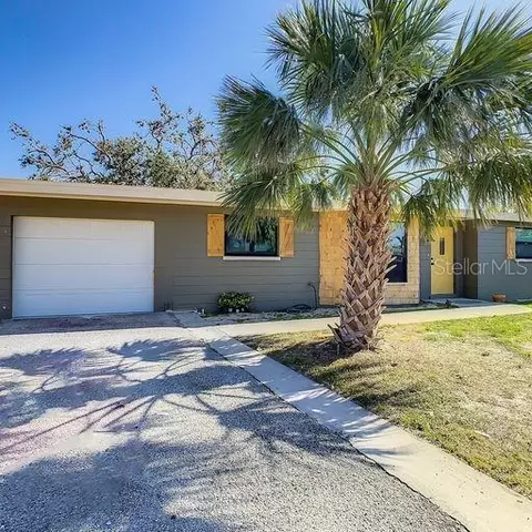 131 Bedford Dr NE, Port Charlotte, FL 33952