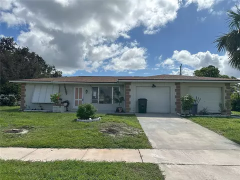 6448 Pan American Blvd, North Port, FL 34287