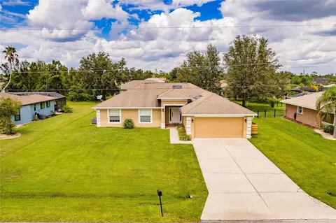 27078 Curitiba Dr, Punta Gorda, FL 33983