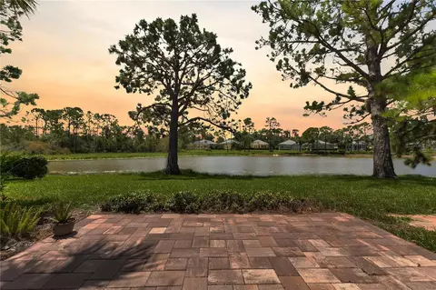 859 Tartan Dr #15, Venice, FL 34293