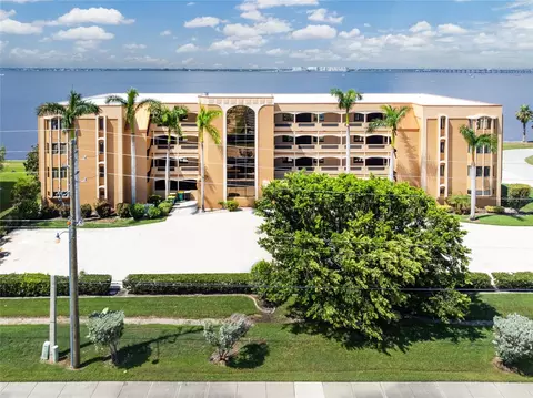 1601 Park Beach Cir #113/3, Punta Gorda, FL 33950