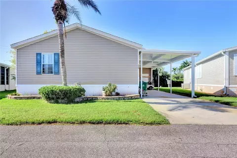 2100 Kings Hwy #725, Port Charlotte, FL 33980
