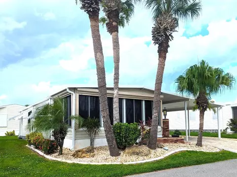 2100 Kings Hwy #166, Port Charlotte, FL 33980