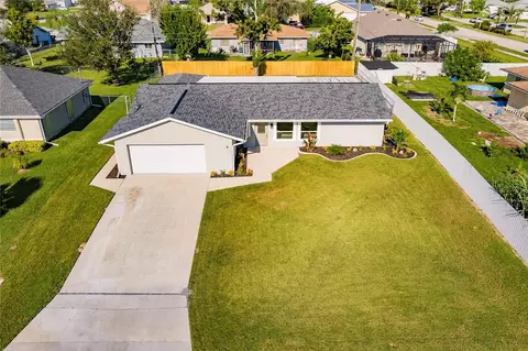 6 SE 14th Ct, Cape Coral, FL 33990