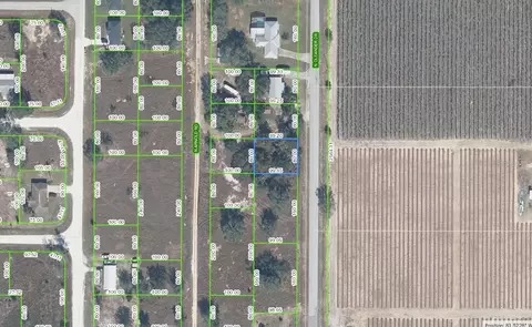 211 N Oleander Dr, Avon Park, FL 33825