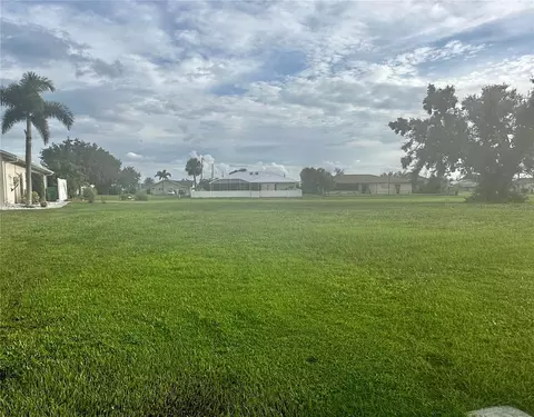 2109 Damascus Ln, Punta Gorda, FL 33983