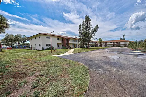245 Center Rd #104, Venice, FL 34285