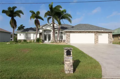 8098 Tracy Cir, Port Charlotte, FL 33981