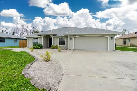 9225 New Martinsville Ave, Englewood, FL 34224